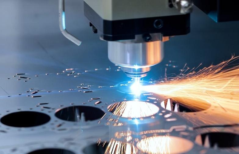 Gia công kim loại