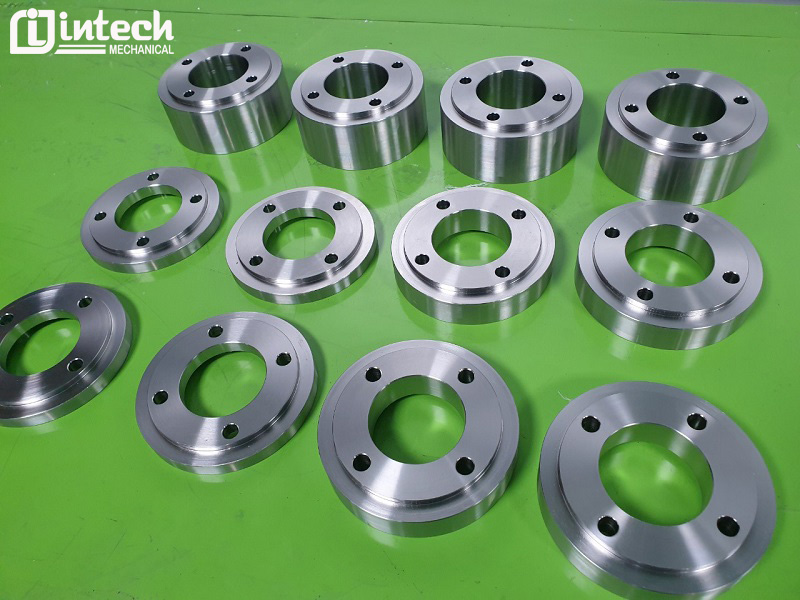 Gia công tiện CNC