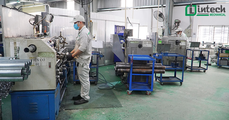 Gia công tiện CNC