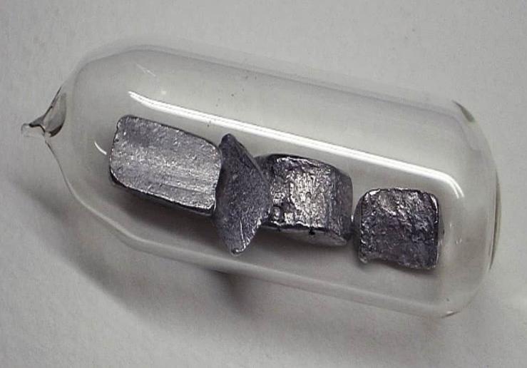 Kim loại nặng thalium