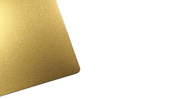 Phun hạt để hoàn thiện tấm kim loại